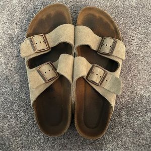 Birkenstock Suede Taupe Arizona Slides Women’s 40 (size 9)